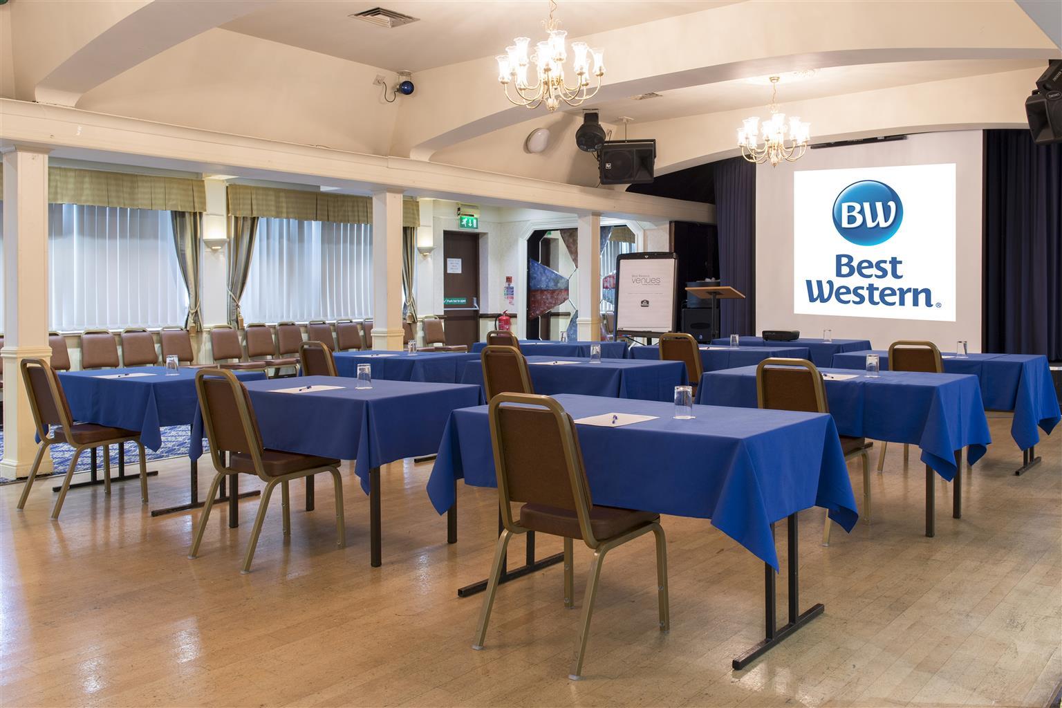 Best Western Reading Calcot Hotel Extérieur photo
